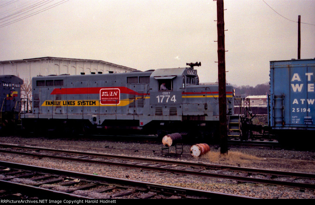 CSX 1774